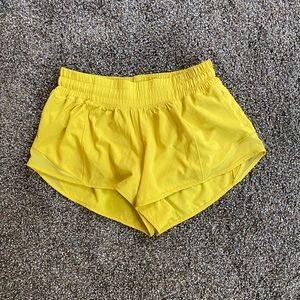 Lululemon Hotty hot short 2.5”